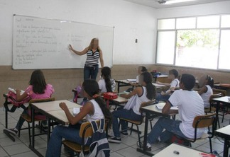 A secretária de Educação, Leila Perussolo, explicou que as aulas presenciais é uma exigência do Conselho Nacional de Educação (Foto: Nilzete Franco/FolhaBV)