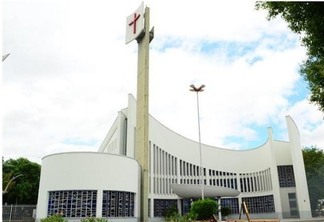 Missas serão realizadas na Catedral Cristo Redentor (Foto: Divulgação)