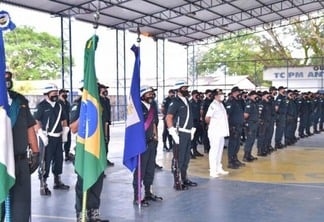 Além disso, mais 12 policiais receberam a condecoração com a medalha, Mérito Intelectual Barão do Rio Branco (Foto: Divulgação)