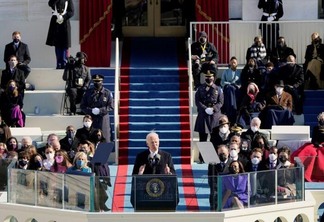 Joe Biden assumiu nesta quarta-feira (20) como o 46º presidente dos Estados Unidos em uma cerimônia com limitações provocadas pela pandemia de covid-19 (Foto: Divulgação)