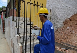 O programa habitacional contempla áreas ocupadas, principalmente, por famílias de baixa renda, que vivem em núcleos urbanos informais, classificados como de interesse social (Foto: Agência Alagoas)