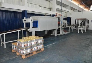 Empresa passou de distribuidora para produtora de cachaça em Roraima (Foto: Divulgação)