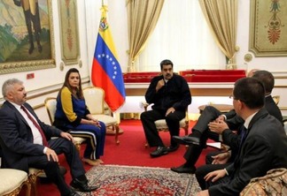 Governadora Suely Campos e comitiva em reunião com o presidente Nicolás Maduro (Foto: Secom Gov)