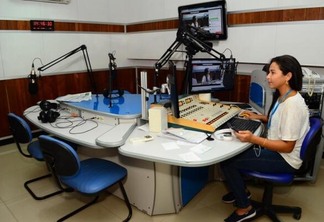 Rádio Folha reformulou toda a sua grade de programação (Foto: Nilzete Franco)