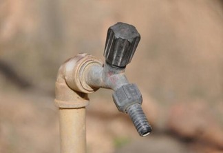 Fornecimento de água deve ser normalizado agora às 12h (Foto: Wenderson Cabral/Folha BV)