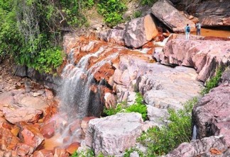 Deliciosas cachoeiras, como a do Paiva e do Barata, que completam o cenário deste lugar. (Foto: Divulgação)