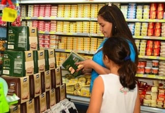 Redução nos preços será a aposta das gerências de mercados para voltar a atrair clientes (Foto: Nilzete Franco/Folha BV)