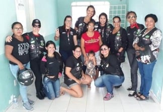 As motociclistas do Motoclube roraimense Amazonas de Aço realizaram uma doação de alimentos (Foto: Divulgação/Amazonas de Aço)