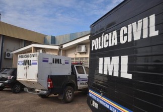 O corpo está no IML e ainda não foi identificado (Foto: Diane Sampaio/Folha BV)
