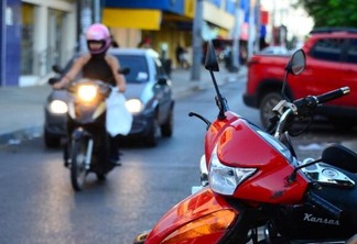 Principal meio de condução dos roraimenses é a motocicleta, que representa 36,8% da frota de veículos (Fotos: Nilzete Franco/Folha BV)
