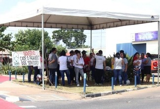 Profissionais da área cobraram melhores condições de trabalho e um sistema digno de atendimento à população (Foto: Priscilla Torres/Folha BV)