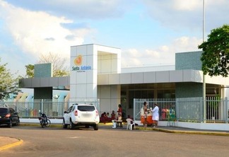 Vítima foi levada às pressas para o Hospital da Criança Santo Antônio, com lesões nos membros superiores e no tórax (Foto: Nilzete Franco/Folha BV)