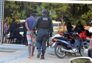Suspeito foi localizado, preso e conduzido ao 4o DP (Foto: Nilzete Franco/Folha BV)