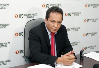 Procurador Paulo Sérgio Oliveira retorna ao cargo (Foto: Arquivo Folha)