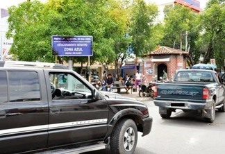 Implantação do estacionamento Zona Azul está suspensa por decisão judicial. (Foto: Arquivo Folha BV)
