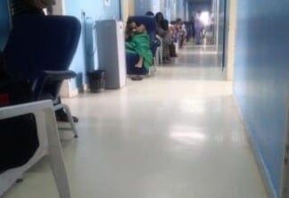 Pacientes estão nos corredores da Maternidade (Foto: Divulgação)