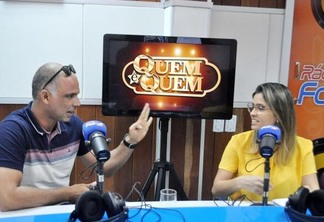 O programa Quem é Quem é apresentado pela radialista Cida Lacerda (Foto: Diane Sampaio/Folha BV)