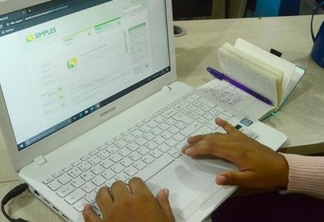 Empresários devem realizar o processo de pedido de retorno por meio do site Simples Nacional (Foto: Nilzete Franco/FolhaBV)