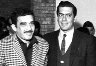 Gabriel García Márquez, mundialmente famoso por Cem Anos de Solidão (1967), e Mario Vargas Llosa, autor de Conversa na Catedral (1969) (Crédito: La República)