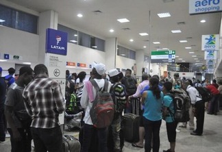 A Latam operava no aeroporto de Boa Vista com um voo noturno e agora terá voo diurno em dois horários (Foto: Diane Sampaio)