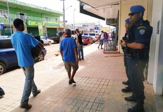 A presença policial nas ruas proporcionou uma sensação maior de segurança aos moradores neste domingo, 17 (Foto: Aldenio Soares)