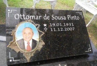 Mais de 70 túmulos foram depredados por meliantes no cemitério do São Vicente desde a sexta-feira (16)