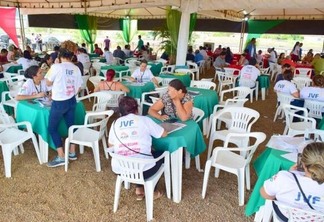 Muita gente aproveitou as diversas formas de parcelamento para garantir o lote próprio (Foto: Diane Sampaio/FolhaBV)