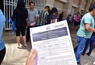 A prova para a Guarda Municipal ocorreu em oito instituições de ensino da capital roraimense (Foto: Diane Sampaio/FolhaBV)