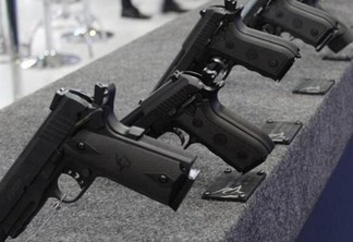 500 pistolas calibre ponto 40 serão doadas para a Polícia Civil de Roraima (Foto: Reprodução)