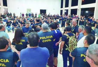 A demissão coletiva foi definida em assembleia geral que aconteceu na noite desta quinta-feira, 23, na sede do Sindpol (Foto: Divulgação)