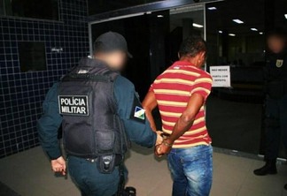 Ele foi detido e levado para o Plantão Central do 5º Distrito Policial (Foto: Aldenio Soares)