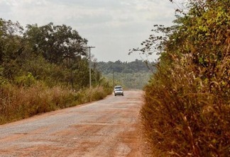 Registro enviado por moradores mostra as condições atuais da estrada (Foto: Divulgação)