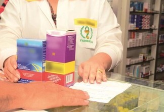 Para o funcionamento da lei, as farmácias e drogarias interessadas precisam ser credenciadas pelo Estado (Foto: Nilzete Franco/FolhaBV)