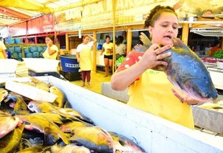 Com o início da Quaresma, um dos costumes católicos é trocar a carne vermelha por peixe (Foto: Diane Sampaio/FolhaBV)