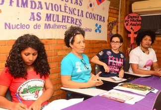 As mulheres apresentam para a imprensa, no auditório do Sinter, (Sindicato dos Trabalhadores em Educação) uma grande agenda unificada (Foto: Nilzete Franco/FolhaBV)