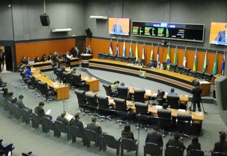 Deputados querem retorno das atividades (Foto: Arquivo FolhaBV)