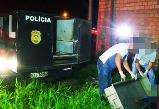 Corpo foi removido pelo IML; polícia ainda procura por suspeito (Fotos: Aldênio Soares)