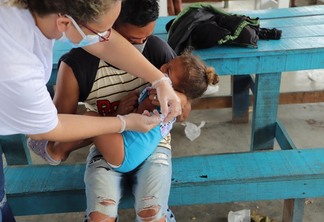 Mais de cem pessoas, entre crianças e adultos, já tiveram as vacinas atualizadas, segundo a Operação Acolhida (Fotos: Operação Acolhida)