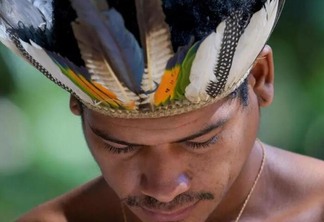 Apesar de os indígenas optarem pela manutenção de suas tradições e cultura, necessitam de documentos de identificação (Foto: Divulgação)