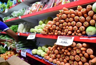 As vendas nos supermercados registraram um crescimento de 4% no primeiro quadrimestre de 2021 (Foto: Diane Sampaio/FolhaBV)