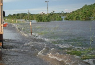 Chuvas intensas têm causado enchentes em várias regiões do estado (Foto: Háina Katiane)