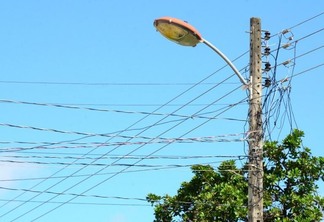 População reclama de falta de energia na região (Foto: Nilzete Franco/FolhaBV)