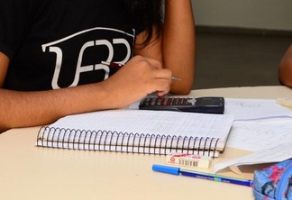 A informação foi divulgada pelo Portal Nacional da Educação e vale para as universidades públicas, como a UFRR (Foto: Nilzete Franco/FolhaBV)