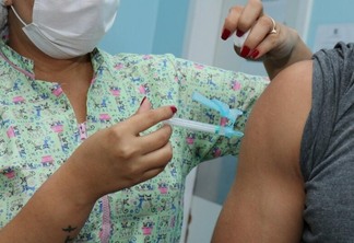 a medida se aplica aos servidores que receberam a segunda dose do imunizante contra covid-19, há mais de 28 dias (Foto: Nilzete Franco/FolhaBV)