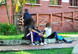 A pesquisa mostra acumulado de jovens que abandonaram a escola (Foto: Arquivo FolhaBV)