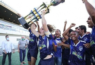 Time do São Raimundo saiu vitorioso do campeonato (Foto: Reprodução)