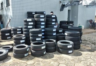 A empresa fez um levantamento e identificou que pelo menos 280 pneus haviam sido furtados (Foto: PMRR)