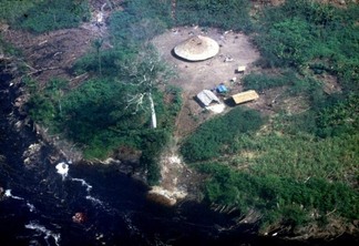 Comunidade na terra indígena Waimiri-Atroari, na divisa entre Roraima e Amazonas. (Foto: EBC)
