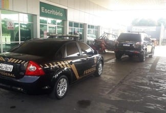 Um dos mandados de busca estão sendo cumpridos em um posto de gasolina, que pertence ao ex-deputado federal. (Foto: Nilzete Franco Folha BV)
