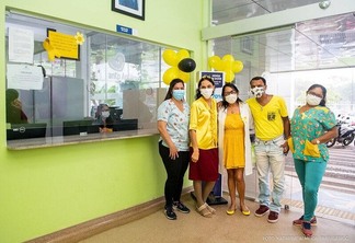 Na última sexta-feira, 3, os profissionais do Hospital da Criança Santo Antônio se vestiram de amarelo, em alusão a data (Foto: Divulgação)